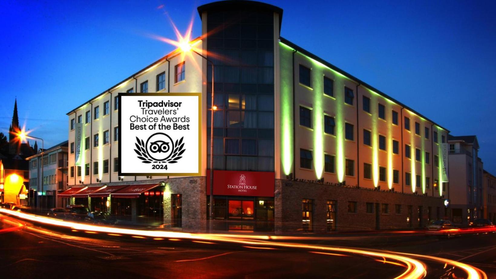 Station House Hotel Летеркени Екстериор снимка