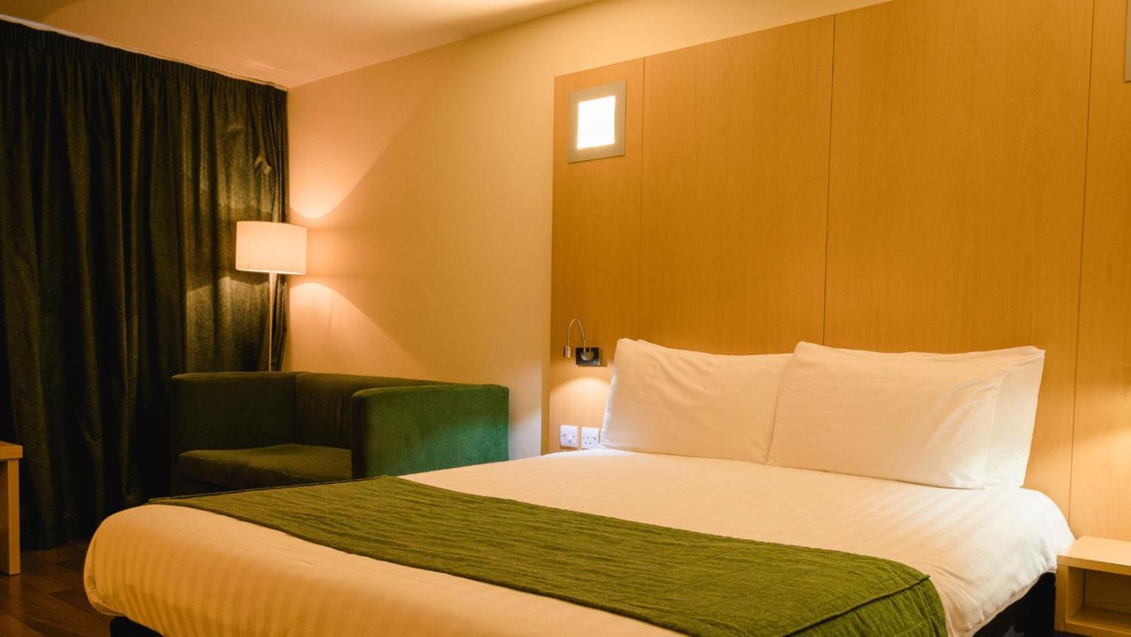 Station House Hotel Летеркени Екстериор снимка