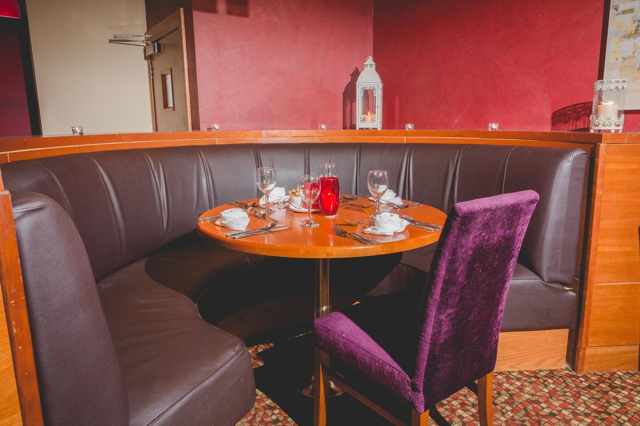 Station House Hotel Летеркени Екстериор снимка